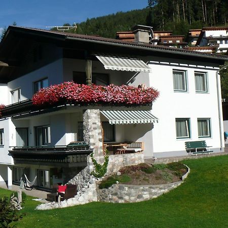 Haus Saxer Apartment Mieders Exterior foto